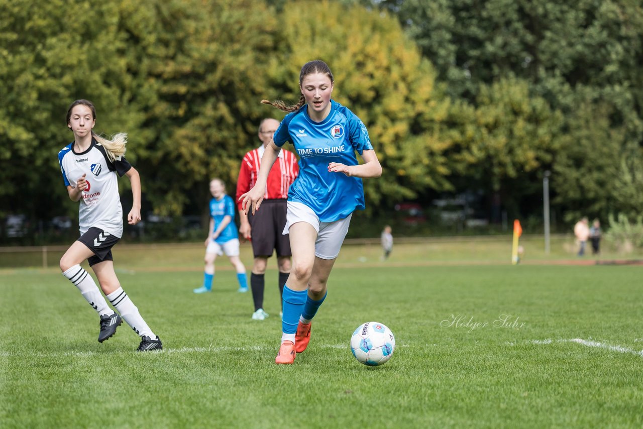 Bild 113 - wBJ VfL Pinneberg - Germania Schnelsen : Ergebnis: 15:1